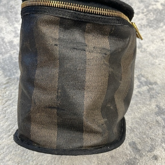 Vintage Fendi Pequin Stripe Vanity Cosmetic Case Top Handle Zip Around Toiletry - Picture 7 of 17